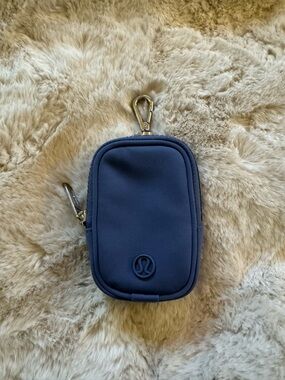 NWOT Lululemon Clippable Nano Pouch